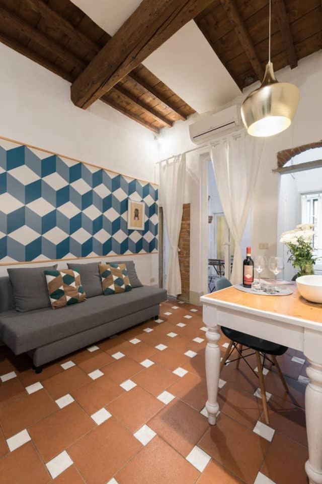 F4 - Santa Croce One Bedroom Flat 2 To 4 Guests Florenz Exterior foto